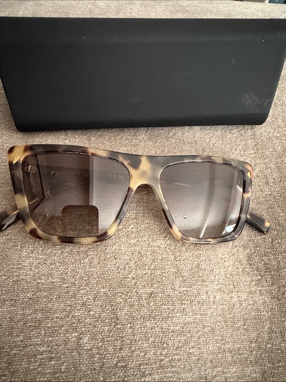Women’s Prada Tortoiseshell Square Oversized Sunglasses - Brown Gradient Lenses